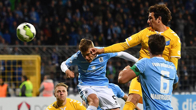 NICO ANDERMATT - NOTE 2: Erkämpfte sich zu Beginn der Saison einen Stammplatz, den er zuletzt abgeben musste. Diesmal  wieder auf dem Platz, engagiert - und schon nach einer Minute per Kopf zur Stelle.