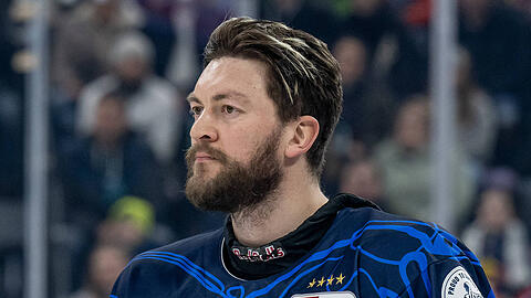 EHC-Star Konrad Abeltshauser ist bekennender Fan des TSV 1860