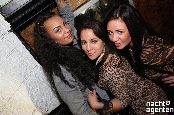 Crowns Saturday, am Samstag im "Crown's Club".