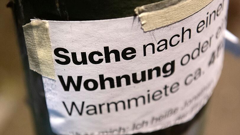Vor allem Studenten haben Probleme, eine Wohnung zu finden. Viele wohnen deshalb weiter daheim. (Symbolbild)