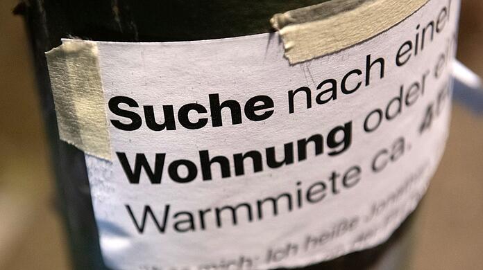 Vor allem Studenten haben Probleme, eine Wohnung zu finden. Viele wohnen deshalb weiter daheim. (Symbolbild)