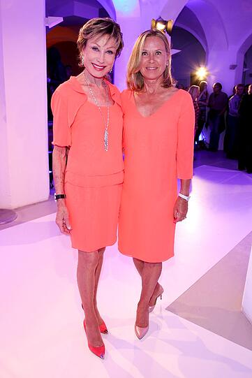 Designerin Susanne Wiebe und Dr. Antje Katrin Kuehnemann.