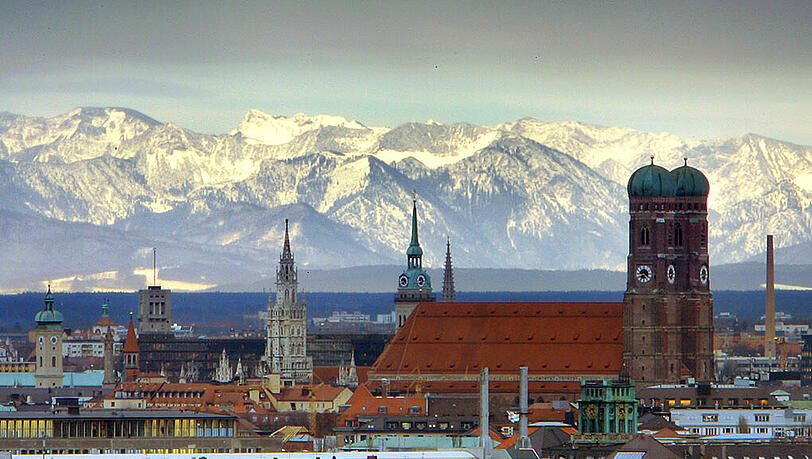 Die Stadt sucht händeringend nach Fachkräften. Die Stadt sucht händeringend nach Fachkräften.