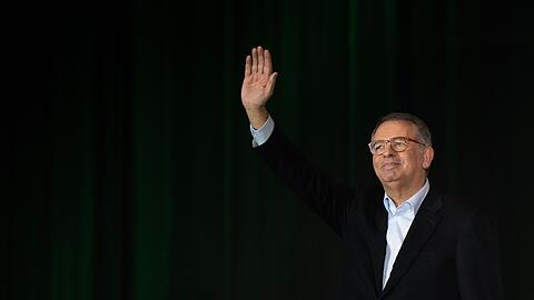 Der Sozialist Ant&oacute;nio Jos&eacute; Seguro ging als haushoher Favorit in die Stichwahl um das portugiesische Pr&auml;sidentenamt. (Archivbild)