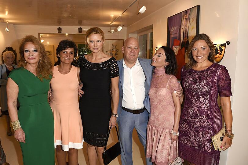 Ulrike Hübner, Rita Serra-Roll, Veronica Ferres, Gady Gronich und Freundin Shorena Mikava, Simone Ballack