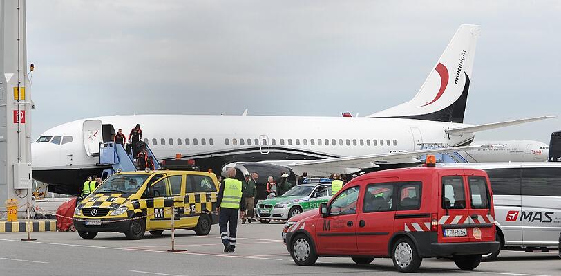 Hier landete die Mannschaft von Chelsea am Münchner Flughafen.