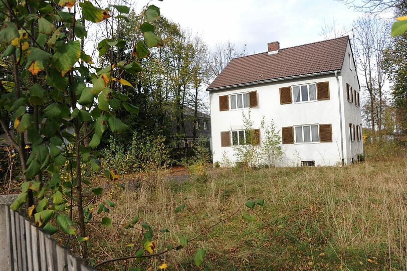 Das Haus in der Herterichstraße soll &bdquo;Neger, Asylanten und Obdachlose&ldquo; beherbergen &ndash; so hat es die verstorbene Eigentümerin in ihrem Testament verfügt. Die Bilder vom Anwesen.