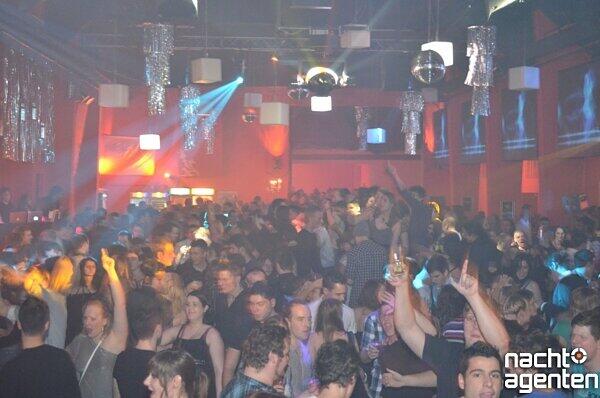 "Silvester in der Nachtgalerie. Noch mehr Fotos gibt es unter: www.nachtagenten.de.