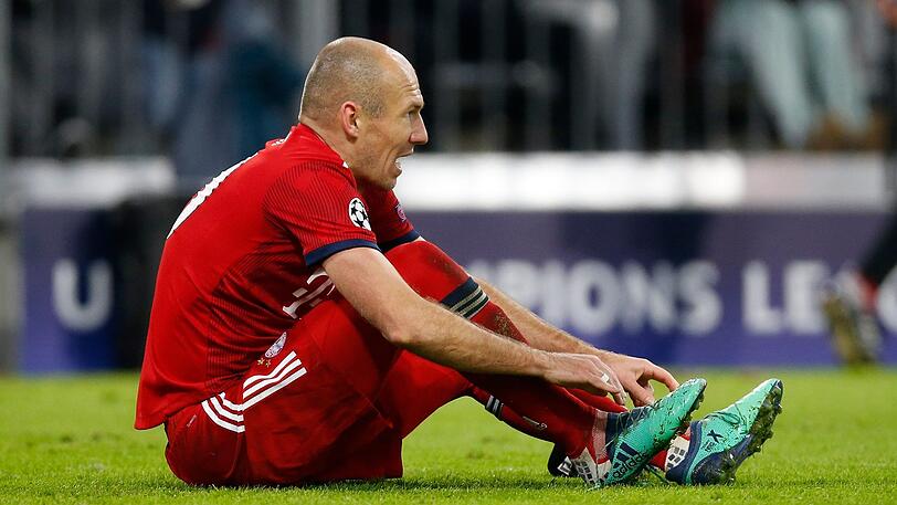 "Ich war zwei Mal wirklich nah dran, ich war ja wieder bei der Mannschaft. Aber dann gab es wieder Rückschläge", sagt Arjen Robben, den weiter Oberschenkelprobleme plagen.
