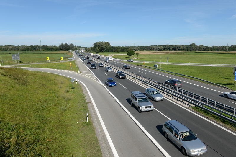 Die Bilder von der Blechlawine auf der A8