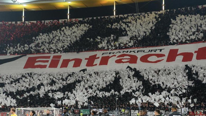Der FC Arsenal lernt in der Europa League die besondere Atmosphäre in Frankfurt kennen. Der FC Arsenal lernt in der Europa League die besondere Atmosphäre in Frankfurt kennen.