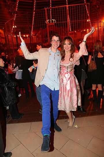 Cornelia Corba mit Ziehsohn Benjamin