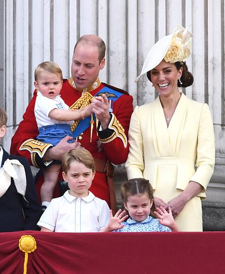 1. Herzogin Kate und Prinz William mit den Kindern Prinz George, Prinzessin Charlotte und Prinz Louis (16 Prozent).