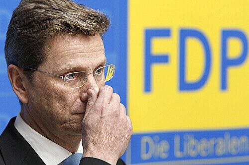 FDP-Chef Guido Westerwelle mit Sorgenmiene: Halten die derzeit hohen Umfragewerte bis zum nächsten Wahltermin an?