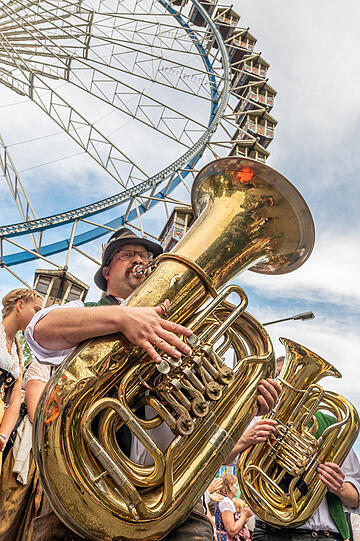 Nach zweijähriger Corona-Zwangspause findet in Straubing wieder das traditionsreiche Volksfest statt.