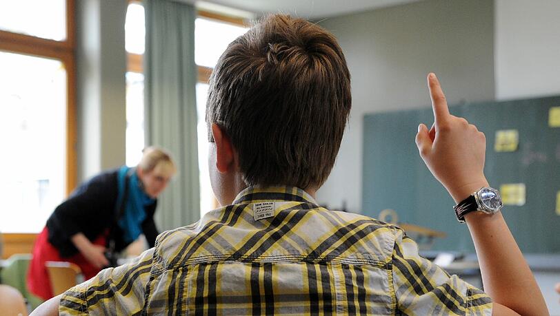 In Bayern sollen Lehrerstellen gestrichen werden. (Symbolbild) In Bayern sollen Lehrerstellen gestrichen werden. (Symbolbild)