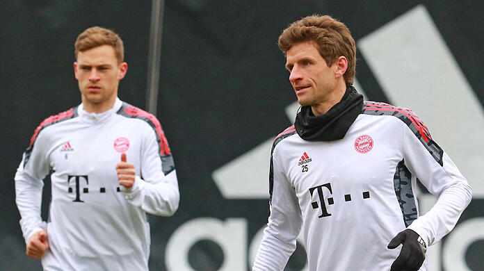 Thomas Müller und Joshua Kimmich haben ihren Stammplatz bei den Bayern sicher - wie viele andere Spieler.