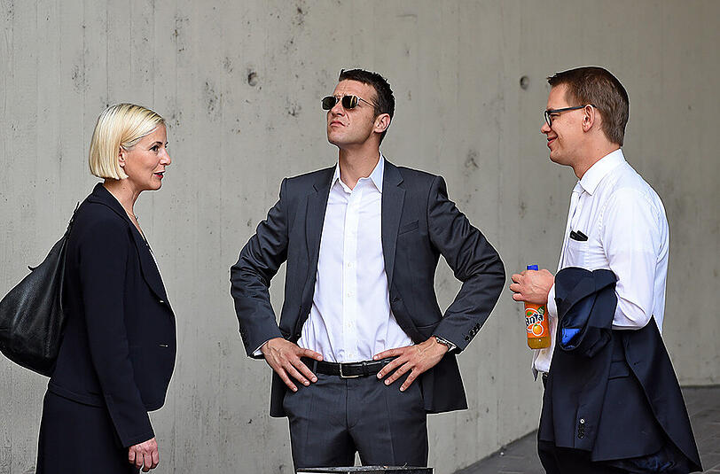 Die Anwälte der Angeklagten Zschäpe, Anja Sturm (l-r), Wolfgang Stahl und Wolfgang Heer.