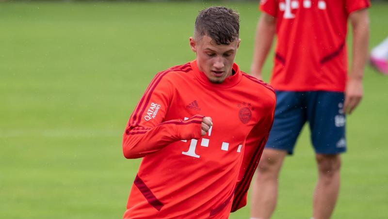 Michael Cuisance spielt, während einer Trainingseinheit des FC Bayern München, den Ball. Michael Cuisance spielt, während einer Trainingseinheit des FC Bayern München, den Ball.