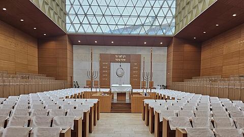 Die Synagoge am Jakobsplatz ist schon dekoriert.