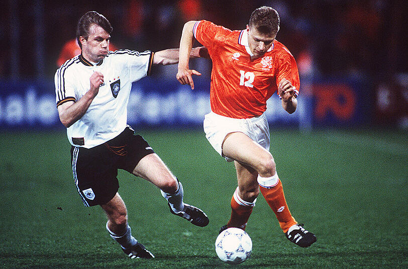 Auch Thomas Helmer blieb dem Fußball treu...