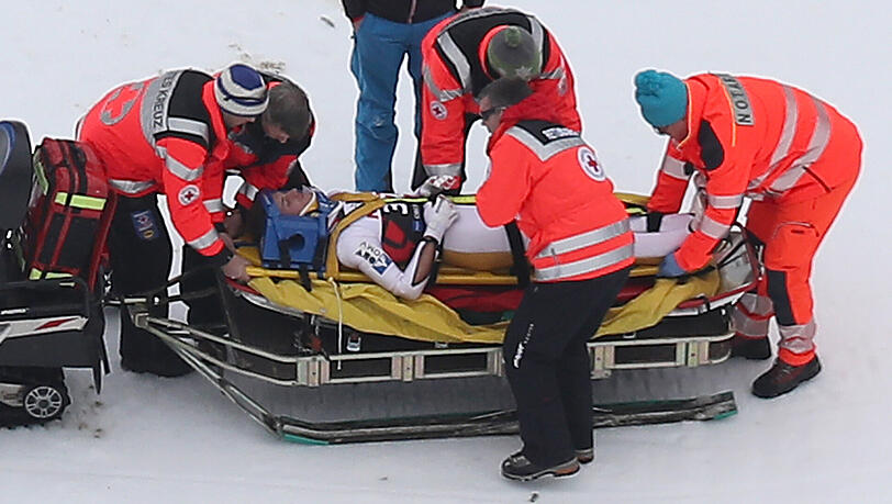 Schlierenzauer war erst Mitte Januar nach einjähriger Pause in den Weltcup zurückgekehrt. Schlierenzauer war erst Mitte Januar nach einjähriger Pause in den Weltcup zurückgekehrt.