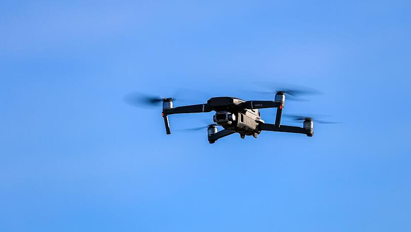 Immer wieder kam es in jüngster Zeit zu Zwischenfällen mit Drohnen. (Symbolbild)