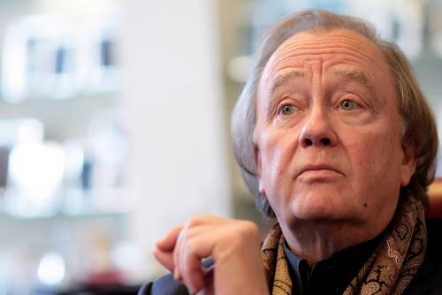 In den 70er und 80er Jahren war er als Heldentenor in Wagner-Rollen nahezu ohne Konkurrenz. Und meinungsfreudig war der heute 71-jährige Opernsänger und Berliner René Kollo auch schon immer.