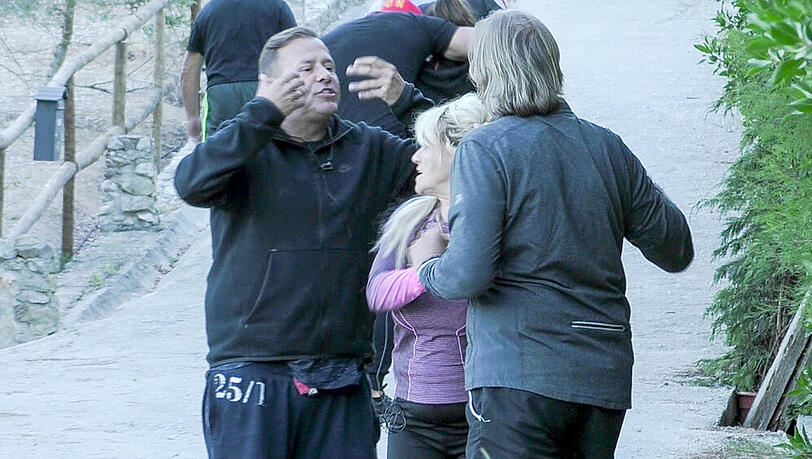 Willi Herren bietet Sabrina Lange die Stirn Willi Herren bietet Sabrina Lange die Stirn