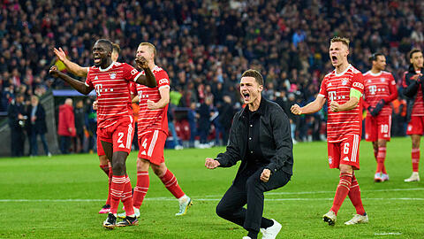 Der FC Bayern gewinnt gegen PSG mit 2:0.