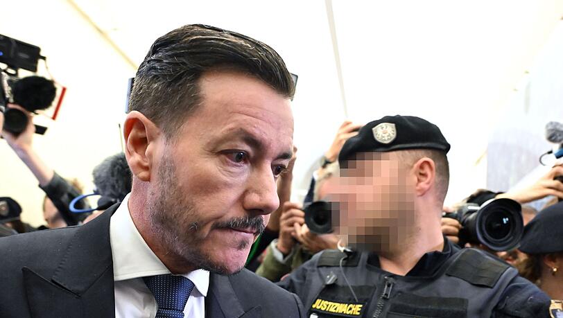 Wenige Wochen nach seinem ersten Prozess muss sich der Ex-Milliardär René Benko erneut vor Gericht verantworten Wenige Wochen nach seinem ersten Prozess muss sich der Ex-Milliardär René Benko erneut vor Gericht verantworten