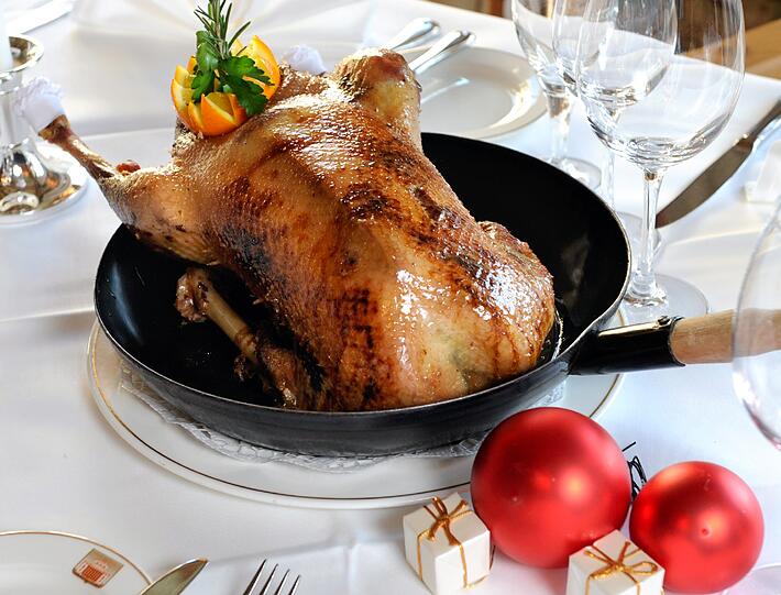 Ein gschmackiger Gänsebraten: Laut Experten muss auf ihn an Weihnachten nicht verzichtet werden &ndash; zumindest nicht aus Gesundheitsgründen.