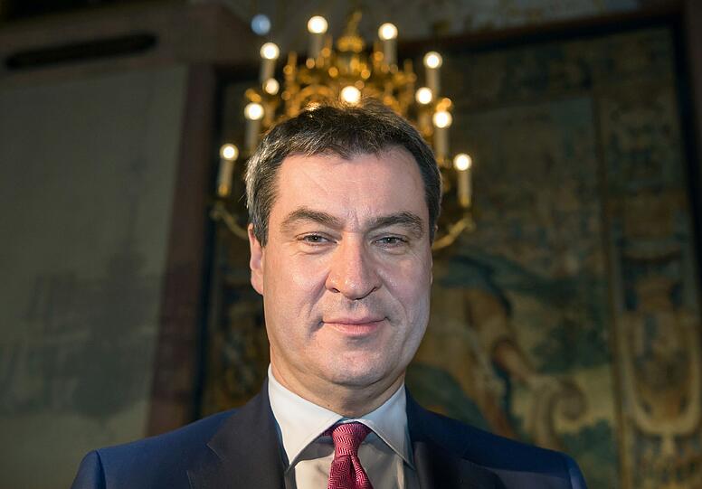 Bayerns Finanzminister Markus Söder hat Grund zur Freude: Der Freistaat erzielte 2015 einen Milliardenüberschuss.