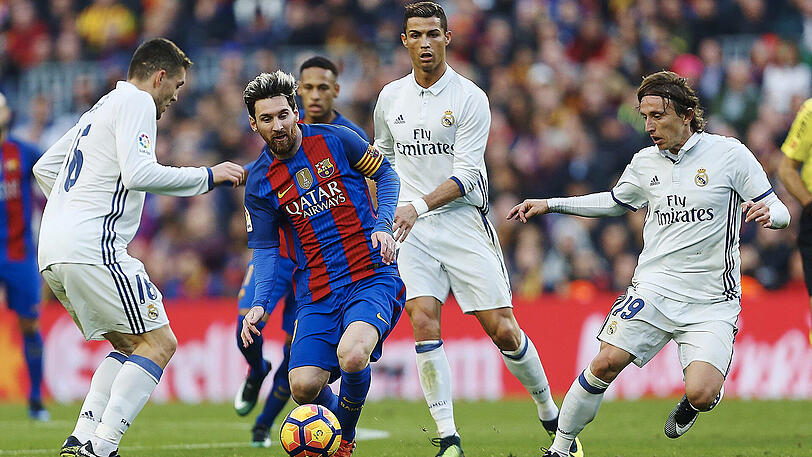 Einer gegen alle: Barca-Star Lionel Messi gegen die Übermacht von Real Madrid.