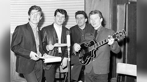 Tony Jackson, Chris Curtis, Mike Pender und John McNally gehörten zur anfänglichen Besetzung der The Searchers.