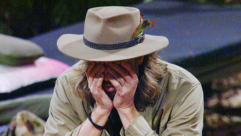 Gil Ofarim ger&auml;t mit seinen Mitcampern immer wieder in Diskussionen um den Davidstern-Skandal.