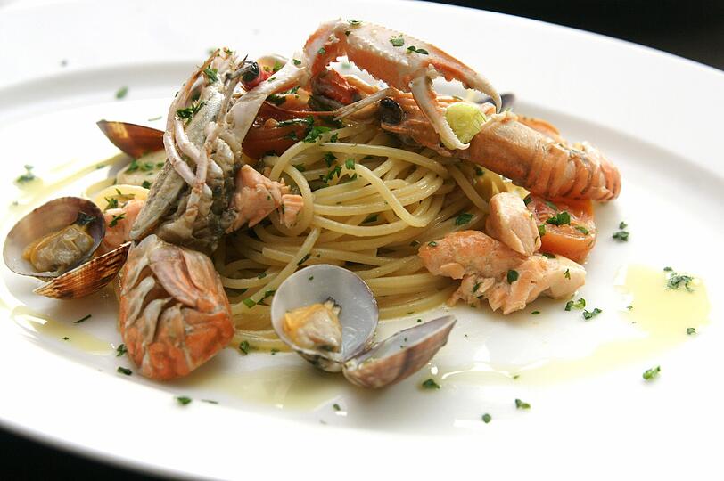 Die Enoteca &bdquo;La Lira&ldquo; hat eine kleine, typisch italienische Speisekarte: Hier die Spaghetti Scoglio.