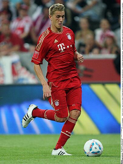 NILS PETERSEN In Minute 78 kam der Stürmer als letzte Hoffnung für Rafinha. Der Ruhm des Ausgleichstores war ihm nicht vergönnt. Abgefäschlt, vorbei (88.). ohne Note