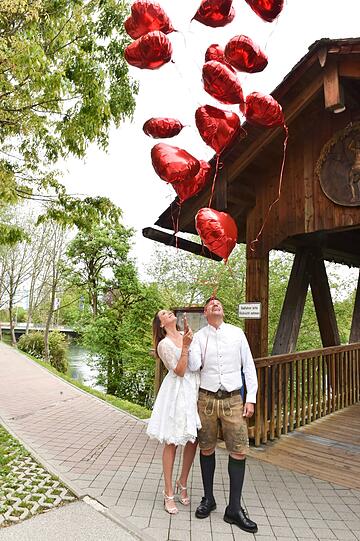 Simone Ballack und Andreas Mecky haben am 11. Mai 2019 in Wolfratshausen geheiratet.