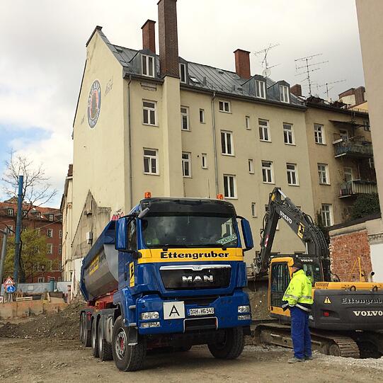 Der Baustellenaushub kann beginnen.