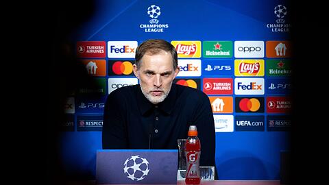 Trainer Thomas Tuchel von München nimmt nach dem Spiel an einer Pressekonferenz teil.