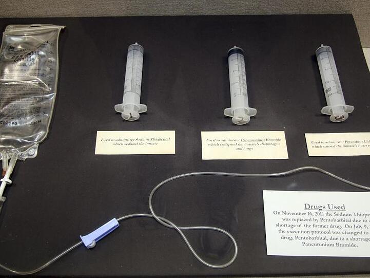 Im Gefängnismuseum von Texas in Huntsville sind die drei chemischen Komponenten ausgestellt, die bis 2012 für tödliche Injektionen bei Hinrichtungen zwischen 1982 und 2012 verwendet wurden.