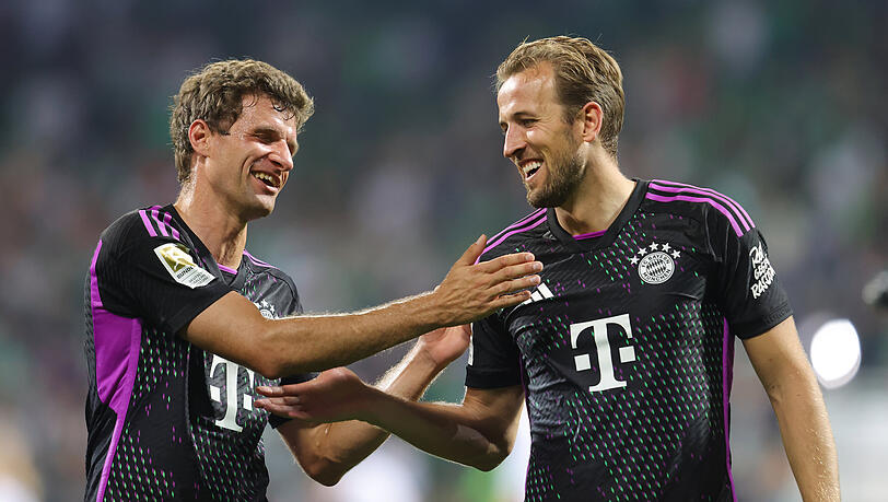Haben sichtlich viel Spaß miteinander: Thomas Müller und Harry Kane. Haben sichtlich viel Spaß miteinander: Thomas Müller und Harry Kane.