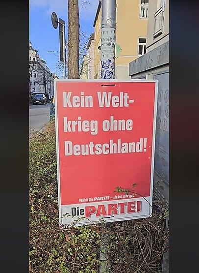Ein Plakat in München der "Partei"