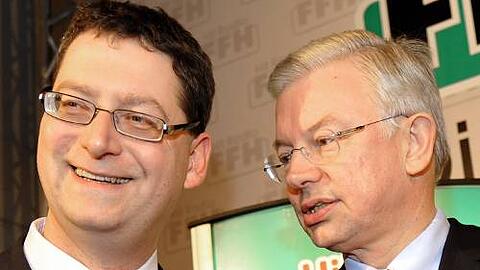 Einer wird Ministerpräsident: Roland Koch (r.) oder Thorsten Schäfer-Gümbel.
