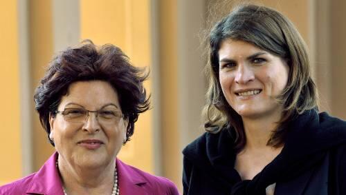 Das schwarz-grüne Duo: Barbara (l.) und Claudia Stamm bei ihrer Premiere im Landtag. Das schwarz-grüne Duo: Barbara (l.) und Claudia Stamm bei ihrer Premiere im Landtag.