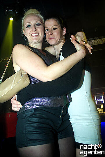 Die besten Partybilder vom Samstag. Hier aus dem Gecko Club.