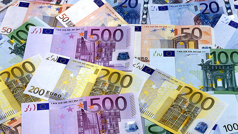Das Geld habe er bei Sportwetten verdient, sagte der Münchner gegenüber den Zöllnern. (Symbolbild) Das Geld habe er bei Sportwetten verdient, sagte der Münchner gegenüber den Zöllnern. (Symbolbild)