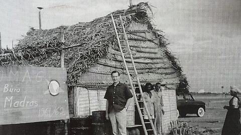 Historisches Foto: IMAG-Gründer Joachim Hietzig 1962 in Madras. Auch dort werden Messen veranstaltet.