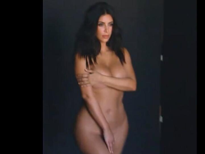 Nackt, nackter, Kim Kardashian: Kanye West postete stolz viele Nacktfotos seiner Göttergattin